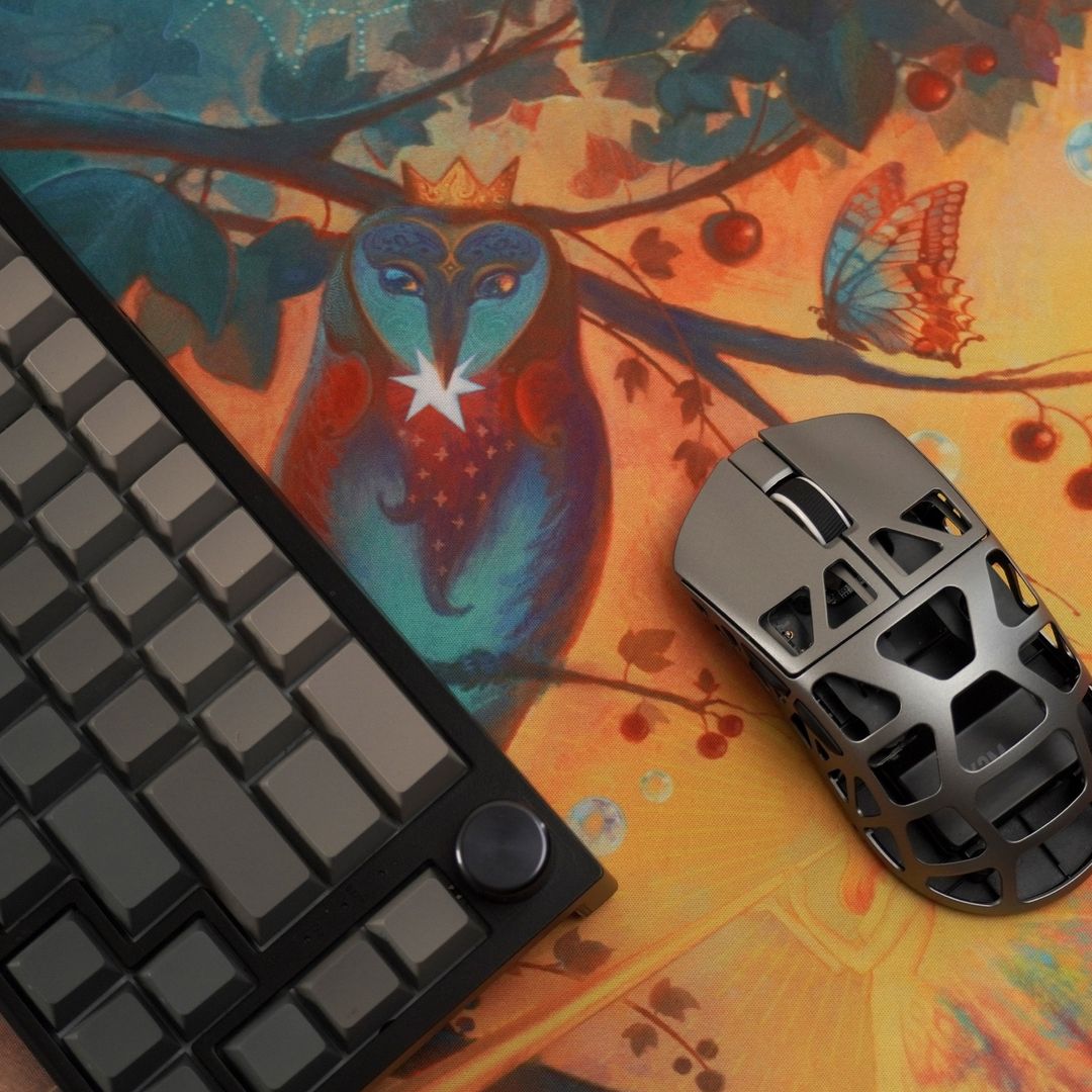 Tenjin Scrollworks x Varsam Kurnia - HOKUTO SHICHISEI Deskmat